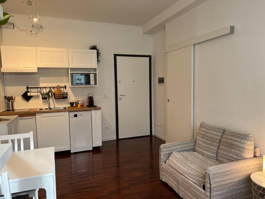 "Giulifor" - Zona Indipendenza - Risorgimento Apartamento Milão Exterior foto