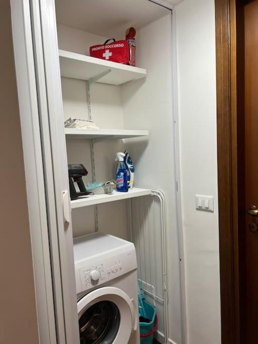 "Giulifor" - Zona Indipendenza - Risorgimento Apartamento Milão Exterior foto