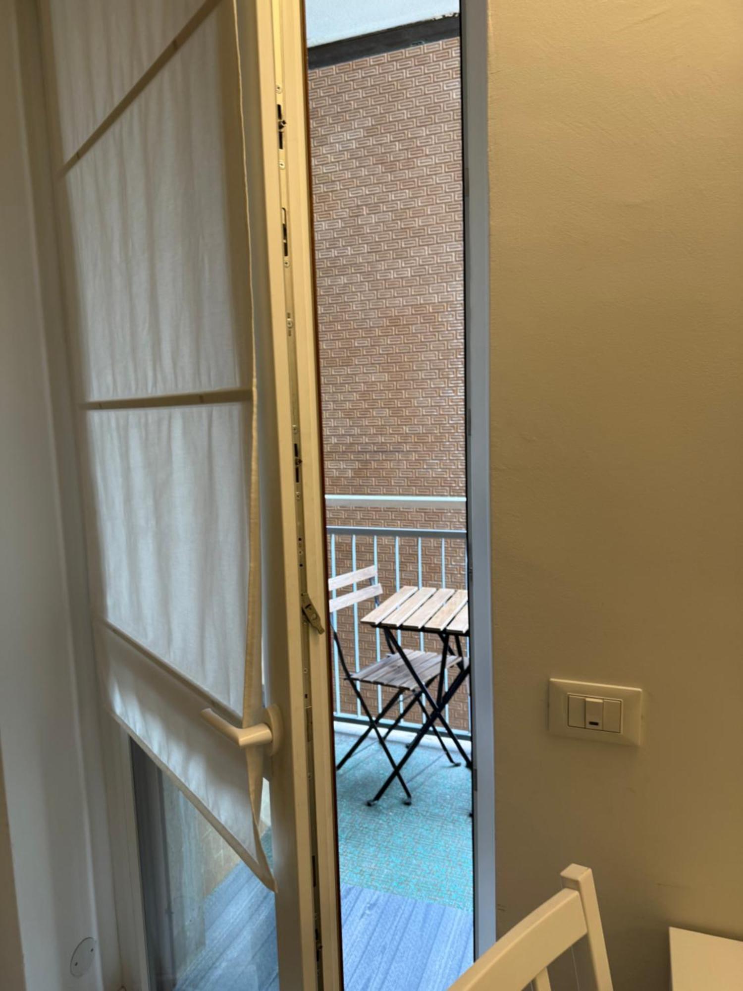 "Giulifor" - Zona Indipendenza - Risorgimento Apartamento Milão Exterior foto